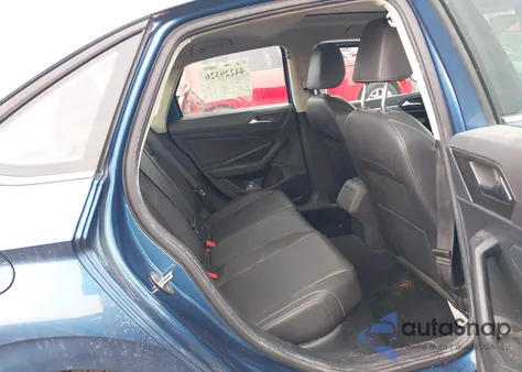 2019 Volkswagen Jetta 1.4T R-Line/1.4T S/1.4T Se from USA, damaged, VIN 3VWCB7BU3KM171452